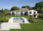 New villa and swimming pool St Tropez